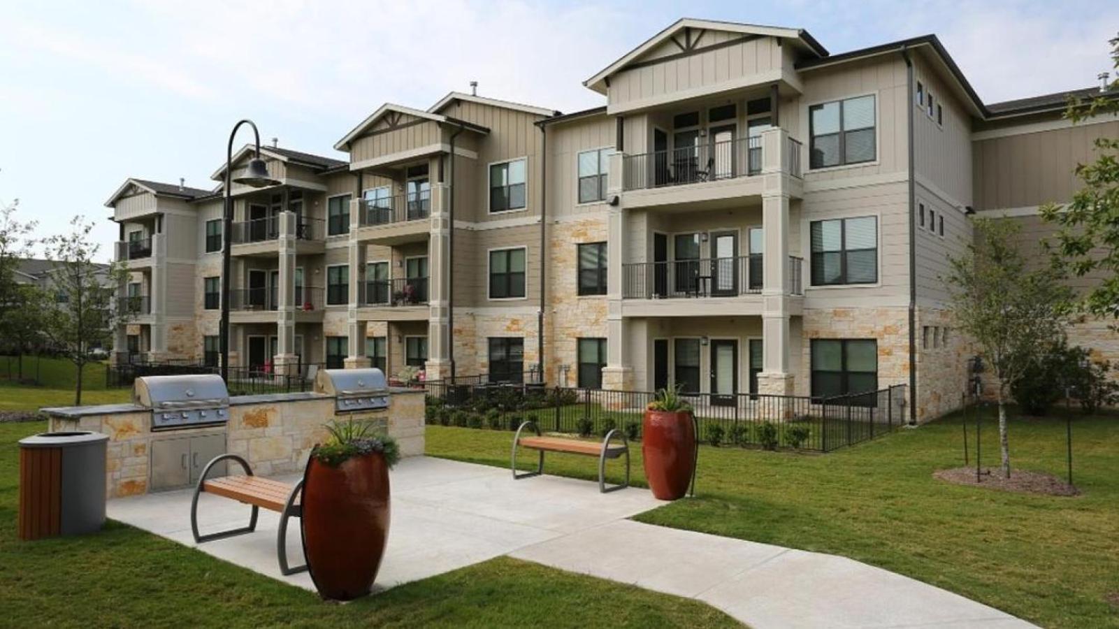 Landing At Bridge At Southpark Meadows - 2 Bedrooms In Slaughter Creek Austin Exterior photo